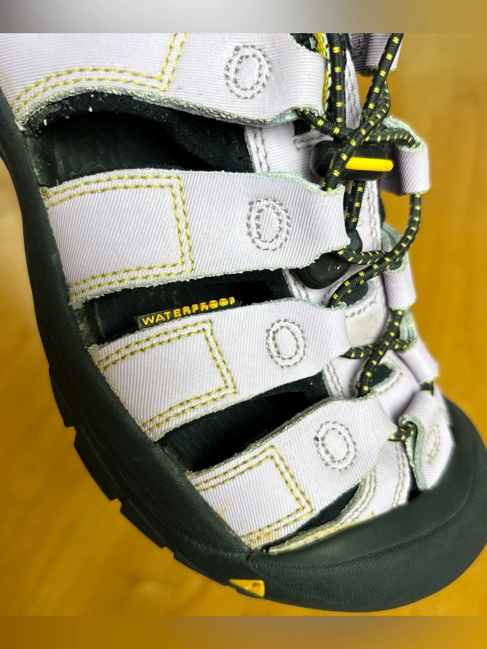 Keen Newport H2 Youth Girls Purple Sport Water Hiking Sandals Shoe Big Kids Sz 4